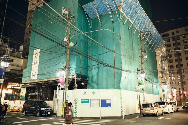 ハリウッド赤羽店の跡地。ホテルが建設されるようだ。