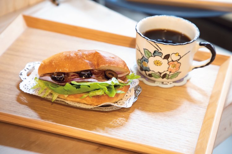 ローストビーフ・レタスサンドセット350円