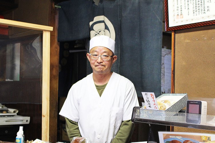3代目店主の石川剛さん。