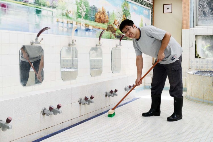 古い銭湯ですが、清掃・清潔感には気を配っています。