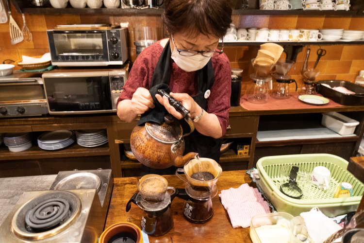 銅製のやかんは3代目。