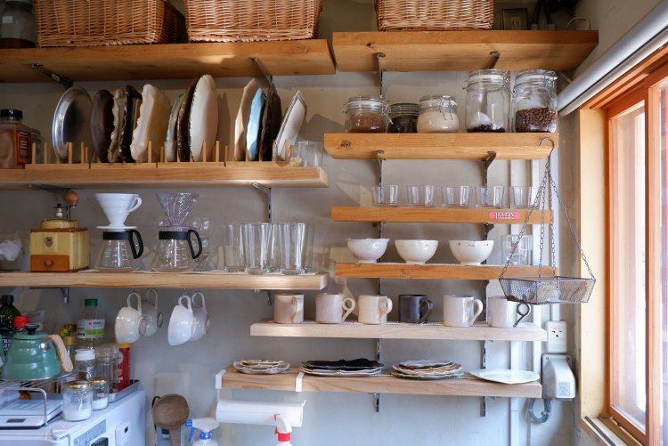 お店で使用している陶器はすべて片桐さんの手作り。