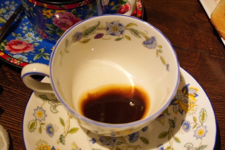 浸漬法だとコーヒーの粉が残りやすい。