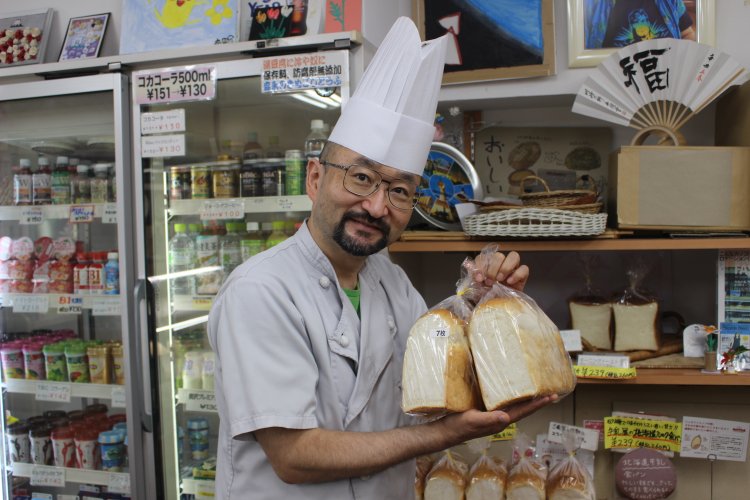 4代目店主の太田克彦さん。なかなか面白い経歴の持ち主。