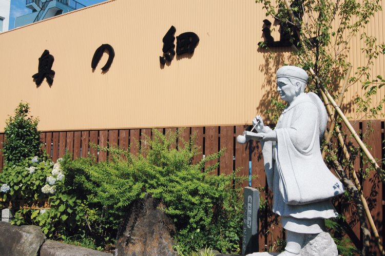 北千住駅からはじめる北千住散歩 〜江戸時代は宿場町。今や下町屈指の一大繁華街〜