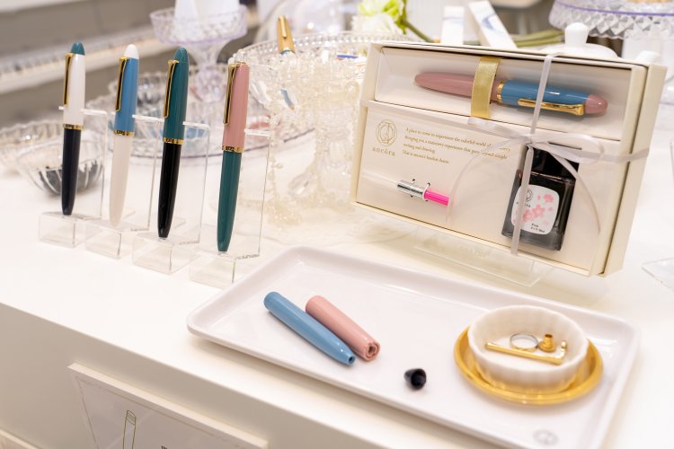 アンコーラ My万年筆の価格は3850円。普段遣いにも手が届きやすいお値段がうれしい。