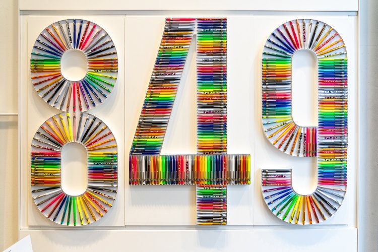 1969年に発売されコレクターも多い「849」。カラフルなボディはカランダッシュならでは。