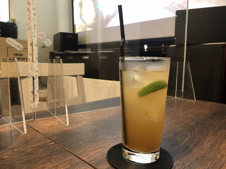 ジンジャーエール650円。