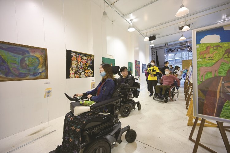 イベントスペース『The Fleming House』では、入選・入賞作品の原画を約50点展示した。