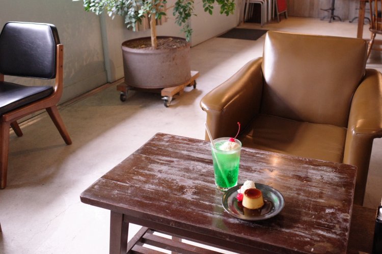 クリームソーダ580円と一緒に注文するお客さんが多い。