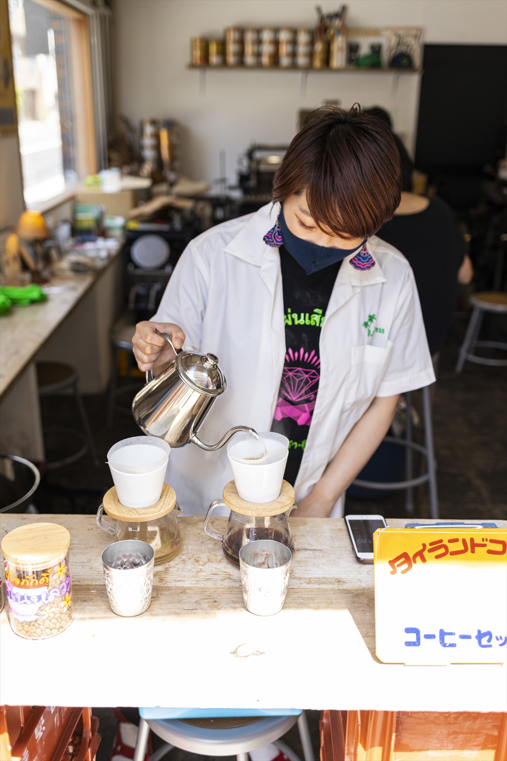 タイ産に特化した移動珈琲屋『コーヒーセッション』が水曜限定で出店。