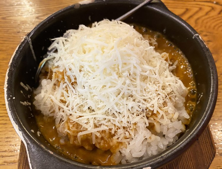 残ったスープをかけていただく〆のリゾット300円もはずせない。