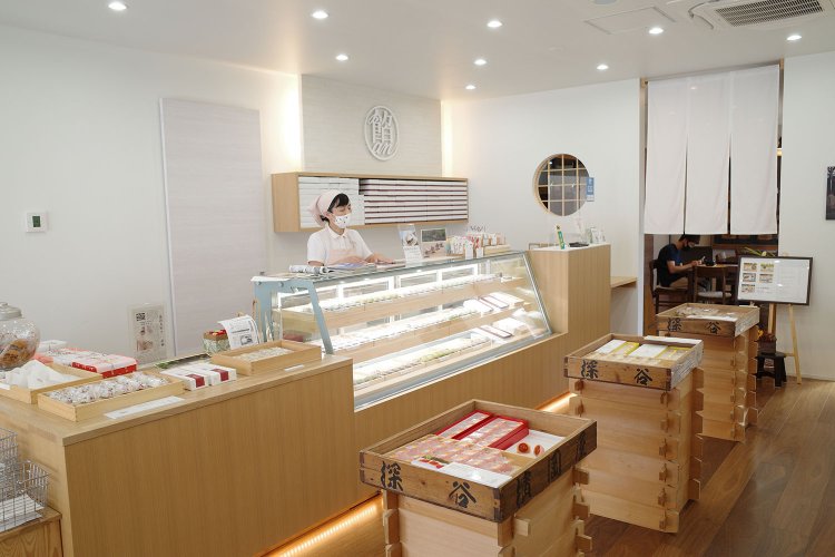 古伝餡濱岡屋の店内