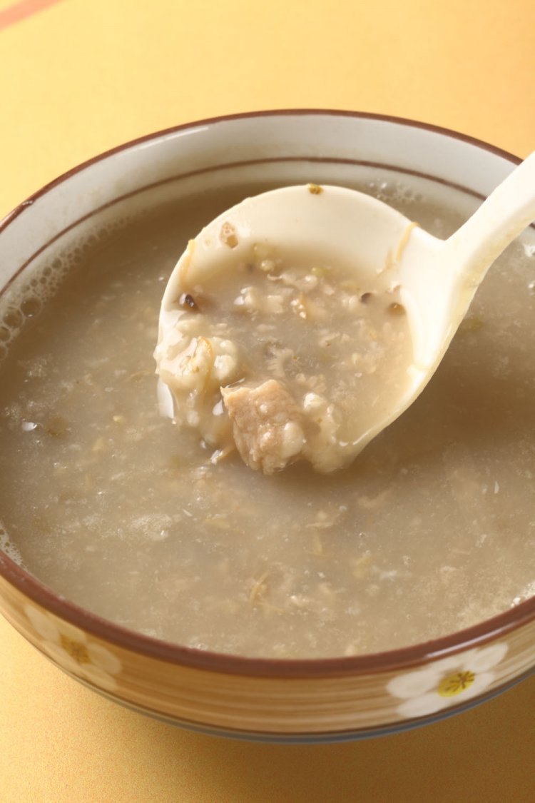 青玄米粥 翡翠880円。