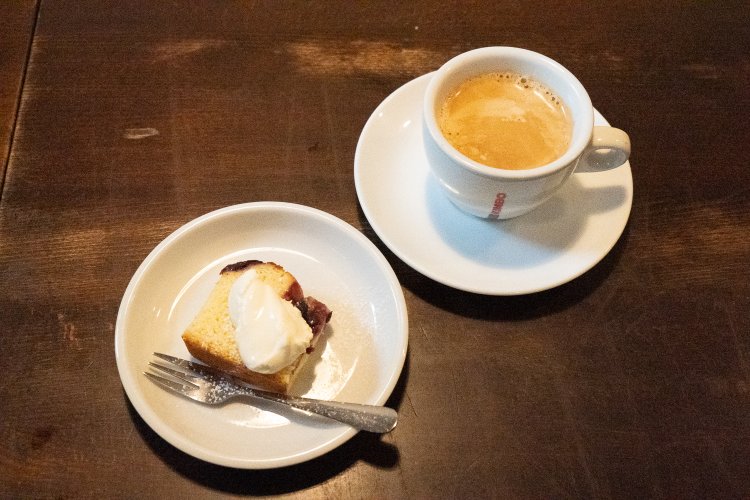 BセットはAセットにデザートとカッフェがついて1250円。