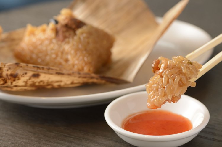 台湾風チマキ450円は、もちもちのチマキに特製タレがよくマッチ。