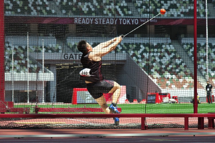 投てき競技は円盤投げ、やり投げなど男女8種目。