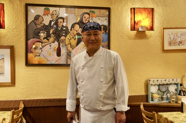 店主の若林さん。穏やかな語り口で料理への愛情を語る。