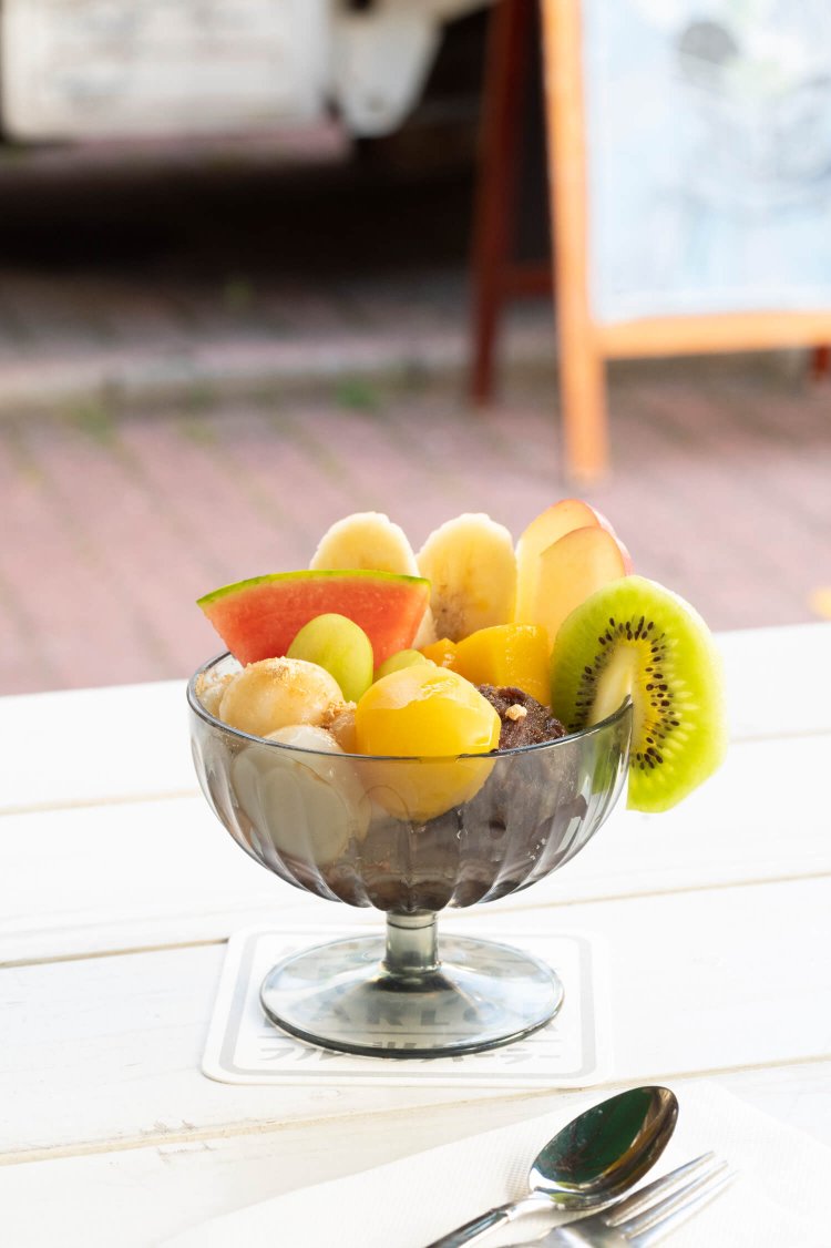 八百屋コウタのフルーツパーラー1