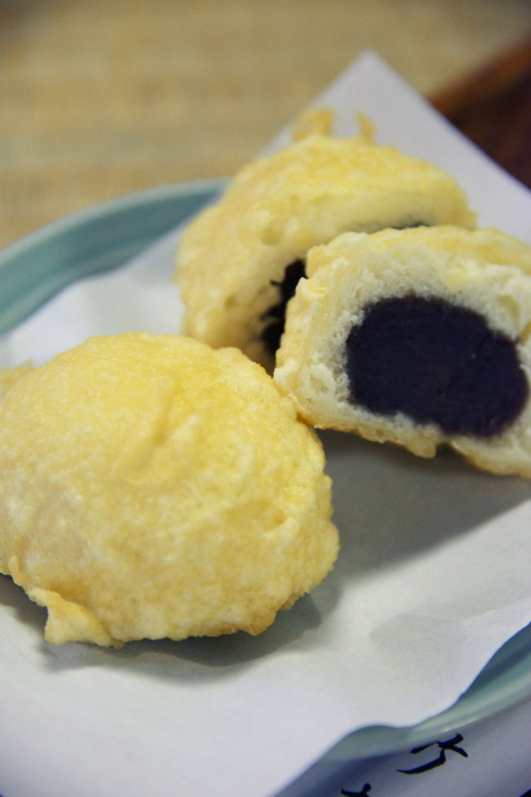 揚げまんじゅう500円は全部手作りの限定品。