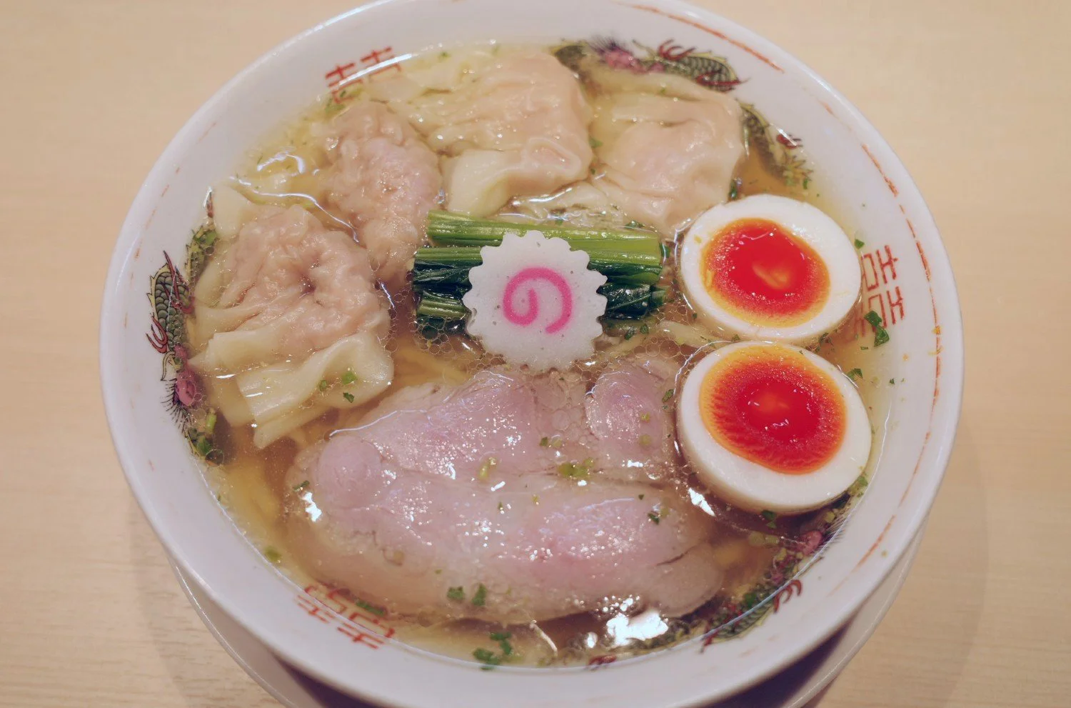 王子 キング製麺 で ミシュランガイド東京21 ビブグルマン獲得の山椒が香るラーメンを食す さんたつ By 散歩の達人