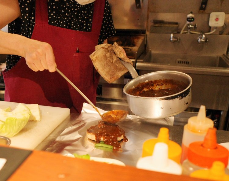 一度は復帰した透さんだが再び倒れてしまい2020年1月、帰らぬ人に。本人は亡くなる直前まで再び『AIDA』のキッチンに立つつもりでいた。