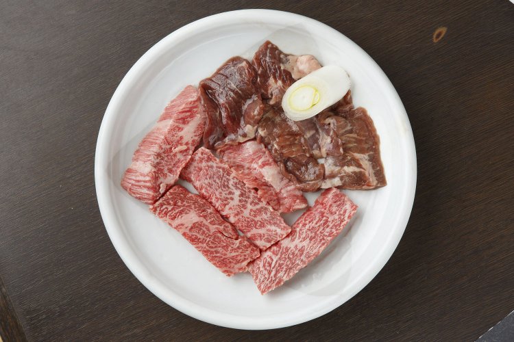 焼肉酒房 燔家２