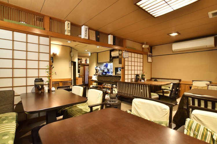 ゆったりとした店内。