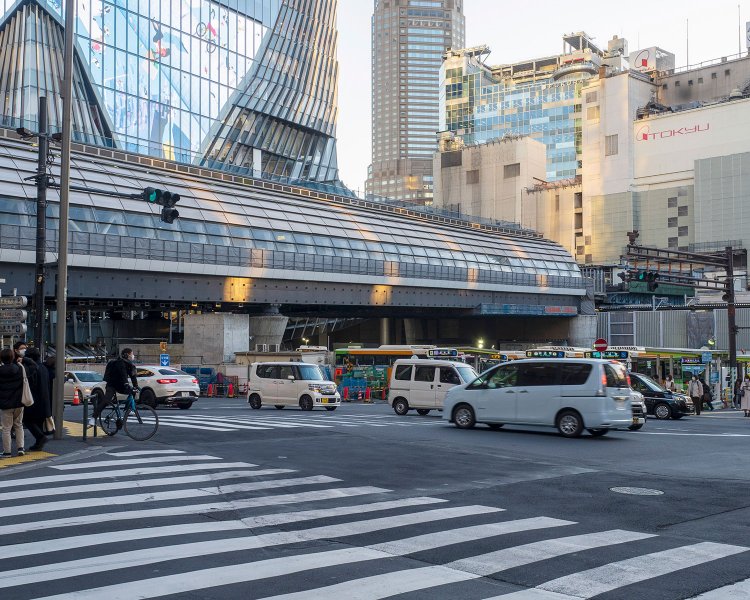 4_p067渋谷宮益坂下2020