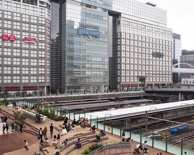 10_p023タカシマヤタイムズスクエア2020