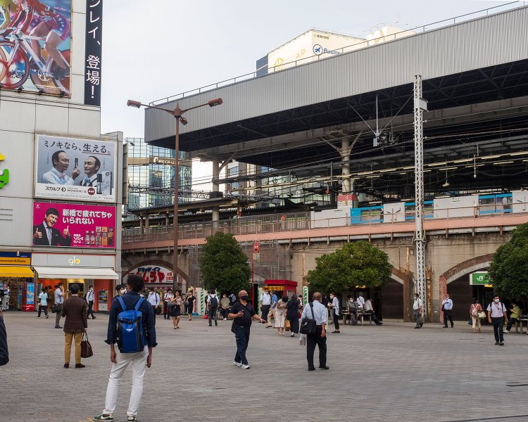 12_新橋駅2020