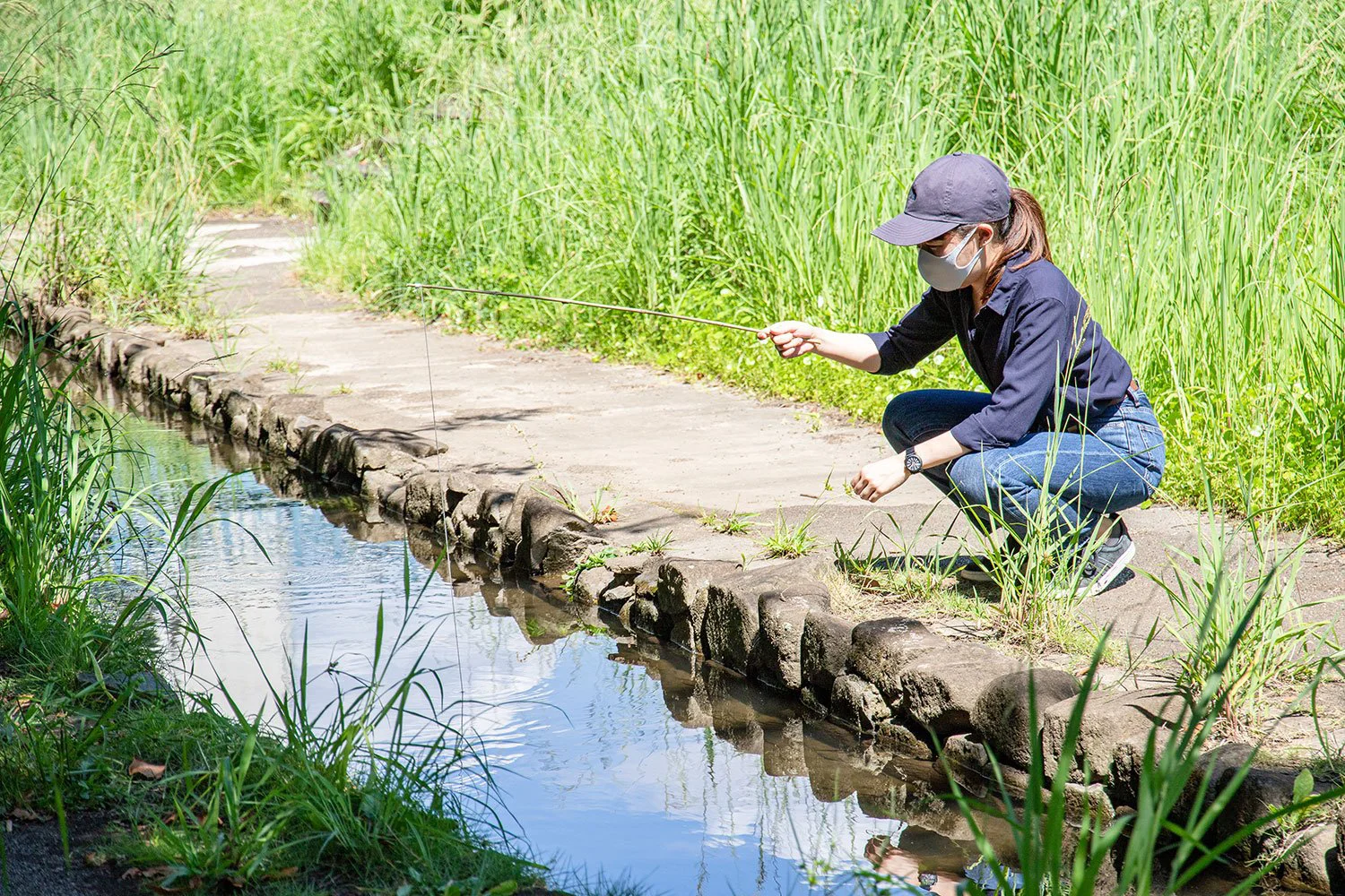 大人の夏休み 大まじめにアメリカザリガニを釣る これは遊びではない 学びだ 散歩道場へようこそ さんたつ By 散歩の達人