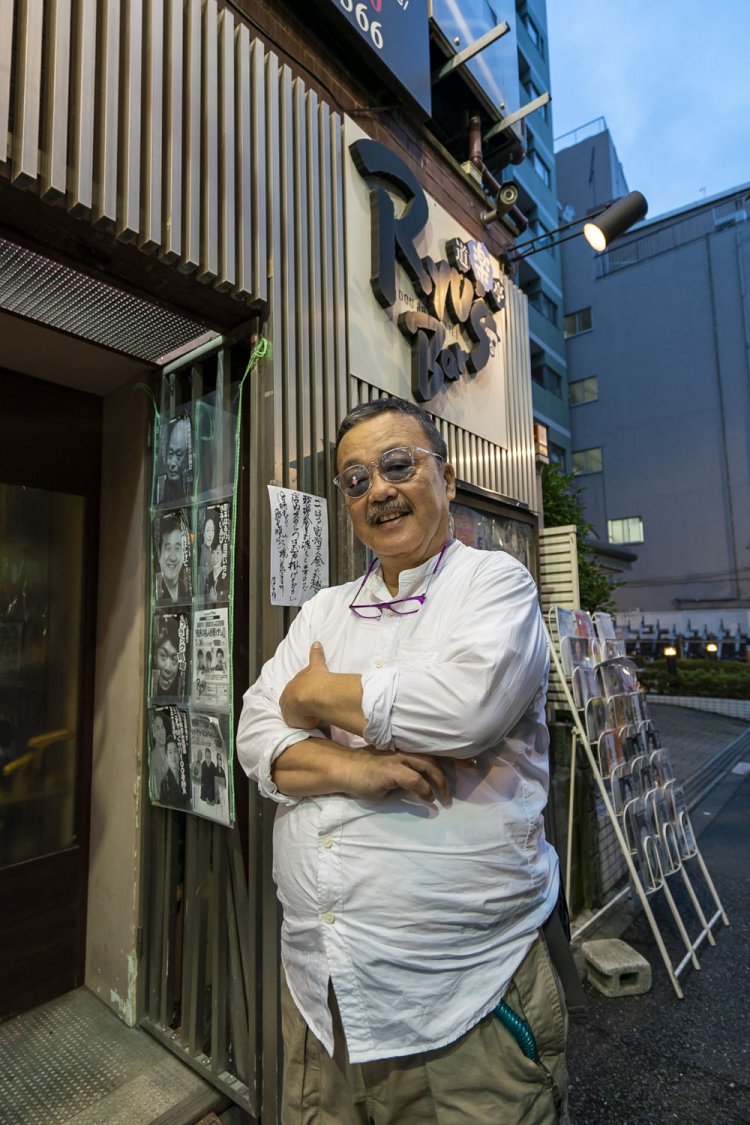 新宿2丁目のど真ん中で。橋本さん。