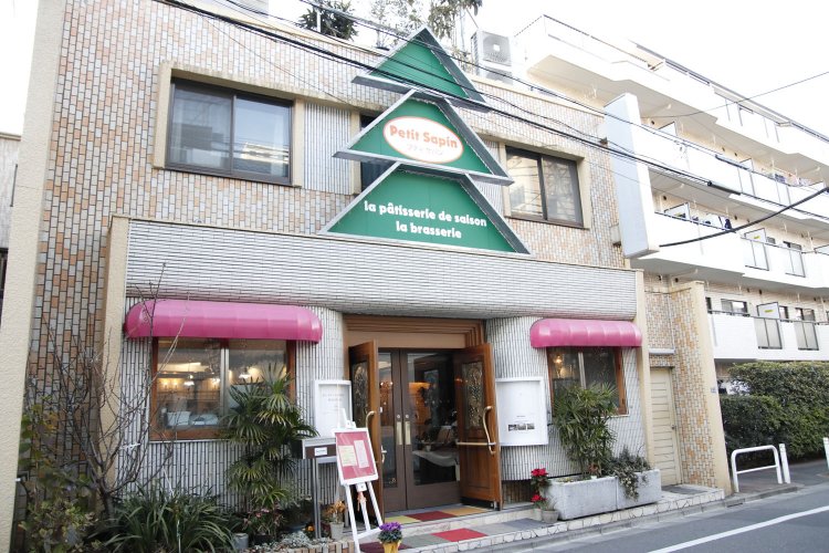 ときわ台駅南口から徒歩6分の立地。