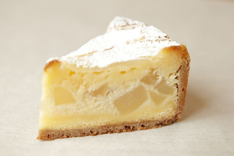 洋梨のタルト380円。