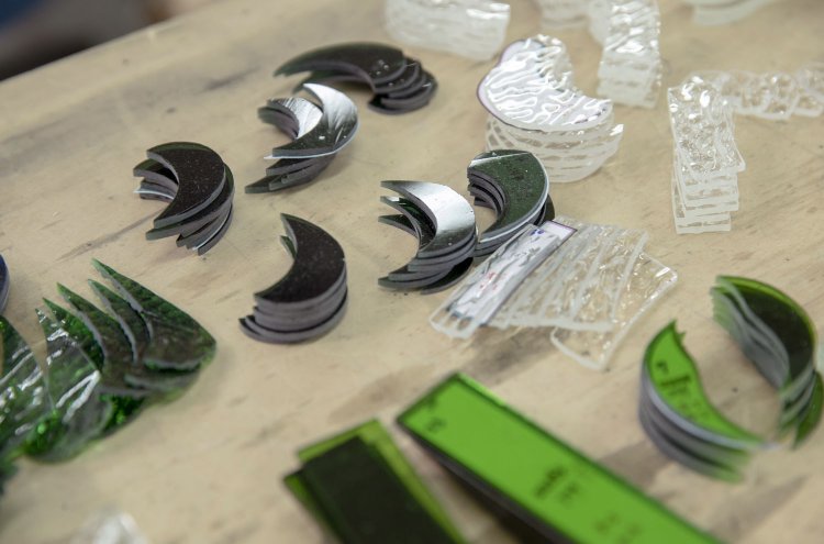 手作業で色々な形に。