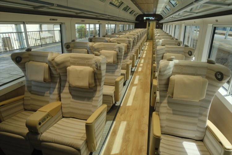 サフィール踊り子