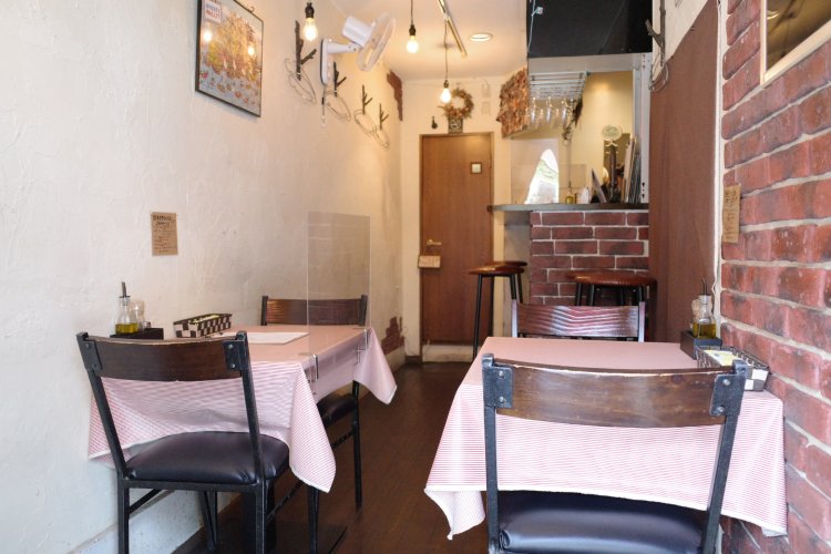 ひとりかふたりで行くとちょうどいい。