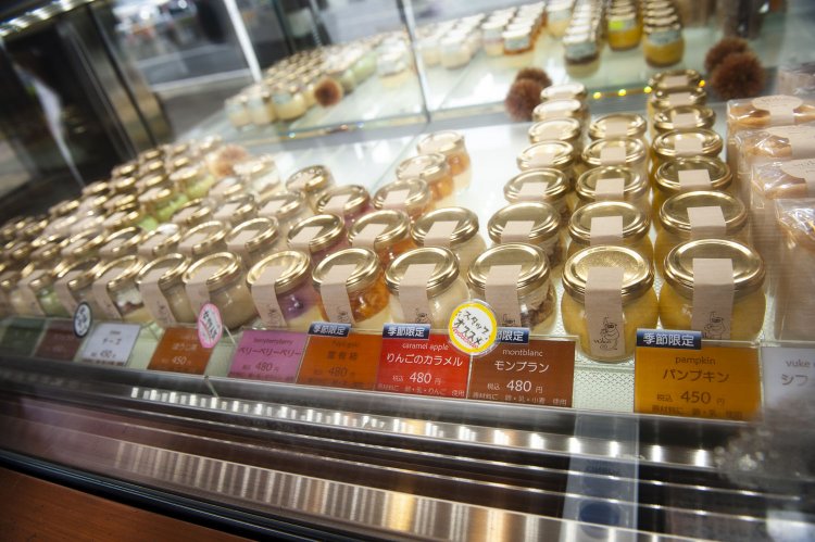 旬の素材を使った季節ものが約4種。保存料不使用、すべて手作り。