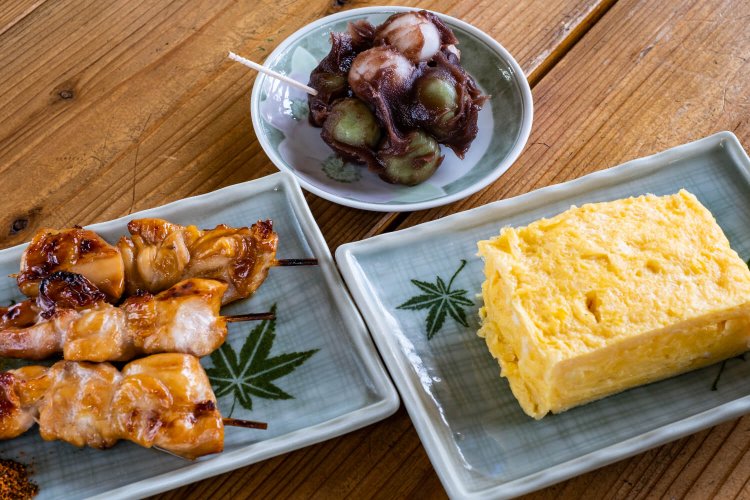 三大名物は9軒の茶屋ごとに工夫を凝らし、提供価格も異なる。