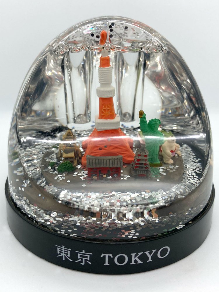 同じく東京スノードームなのだが、何かがどことなくおかしい