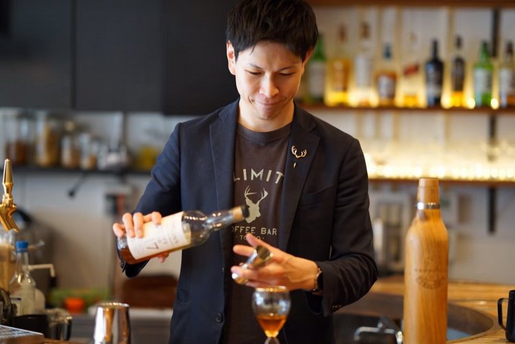 UNLIMITED COFFEE BAR（アンリミテッド コーヒー バー）