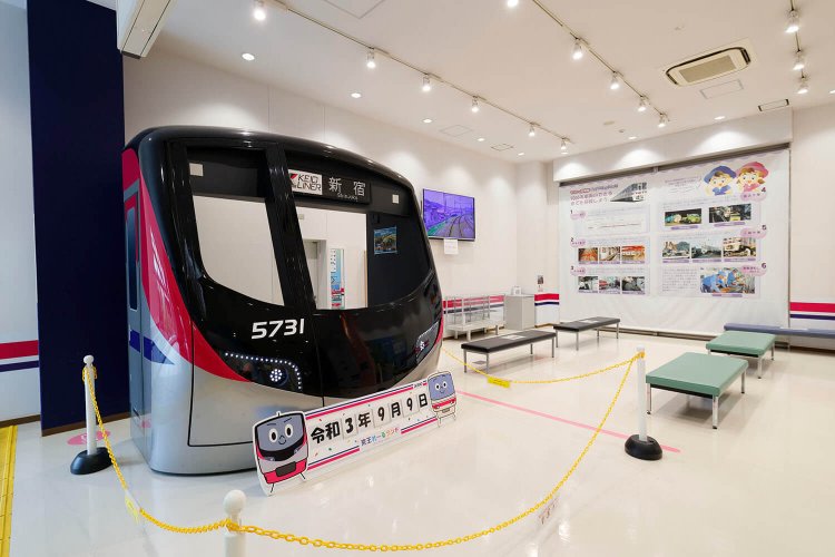 これ、本物の「部品」なんです。必要になった際は奥のシャッターから搬出されるそう。