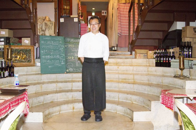 10年以上もシェフを務める斎藤順一さん。