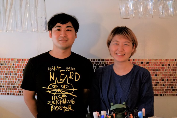 オーナーの安藤耕史さん・祐理子さんご夫妻。