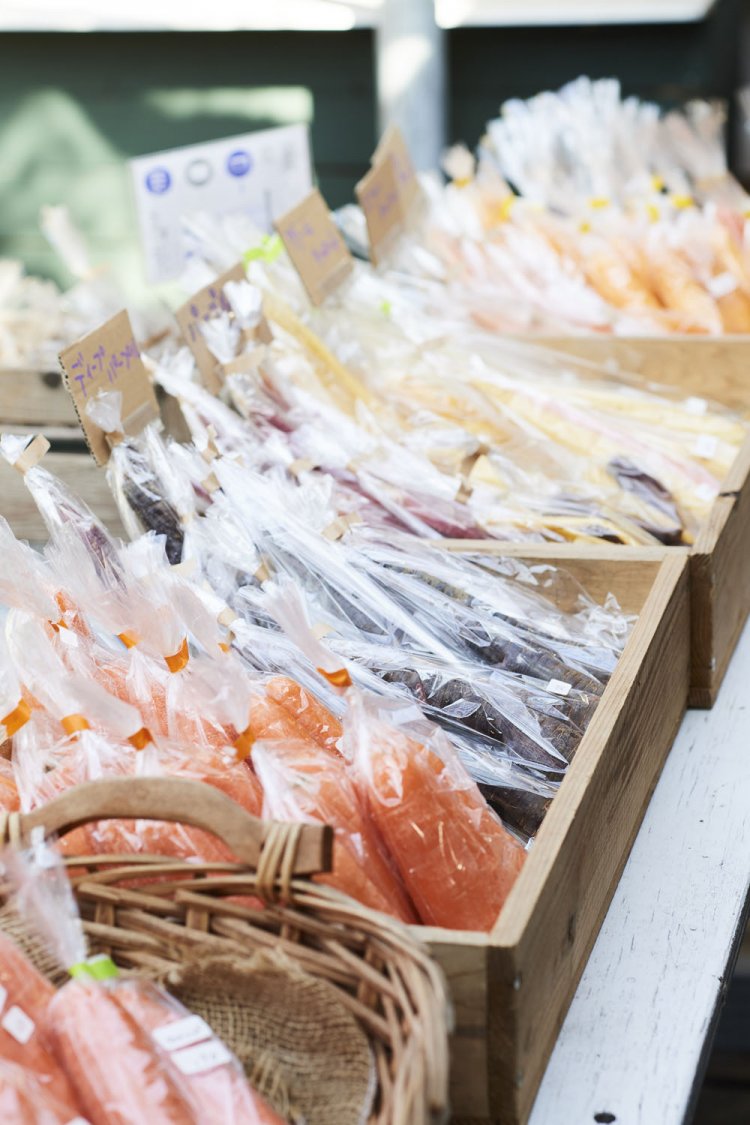 ニンジンだけでも7種が並び、カラフル。