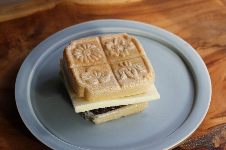 有塩バターを使う。