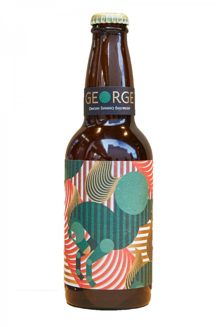 愛媛県中島産の伊予柑を使い、甘酸っぱくてキレのある味わいに。『痴人の愛』の譲治が抱く恋心から味を着想した。喉越しが良く暑い日に飲みたくなるヴァイツェン。800円