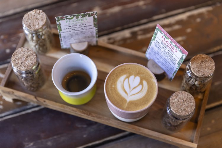 トップレベルのコーヒーをエスプレッソとラテで試せるコーヒーストーリーセット2200円。