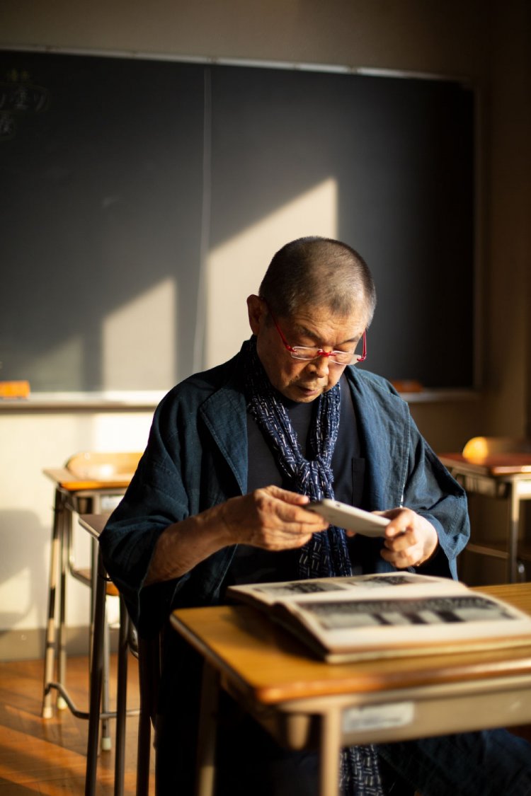 「学芸大の受験の日だったから卒業式は出てないの」と「俺のカメラ（スマホ）」で撮影。